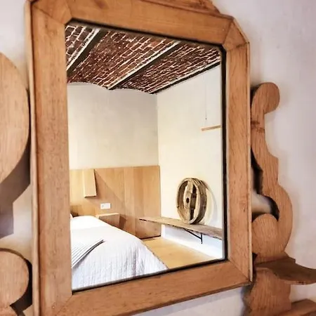 La Chouette By Out & *