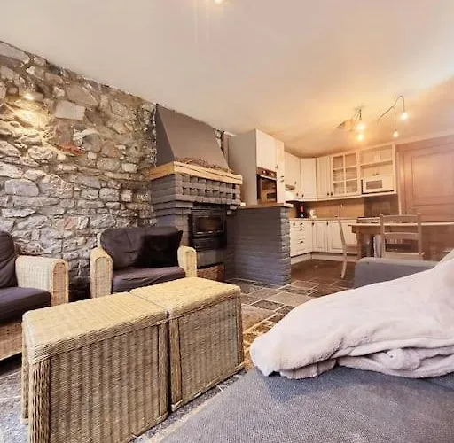 La Chouette By Out & * Couvin